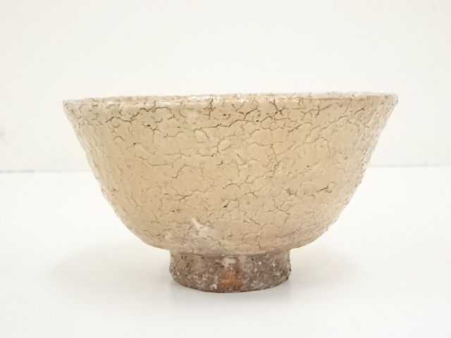 3031 萩焼 抹茶茶碗 田村悟朗作 小迫窯 茶道具 共箱、共布、栞 茶道具 抹茶茶碗 萩焼 井戸形 田村悟朗作 通化寺窯 萩焼き 萩焼茶碗 萩